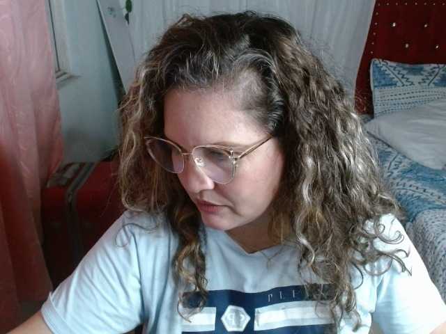 Live sex webcam photo for helenca1980 #291936764