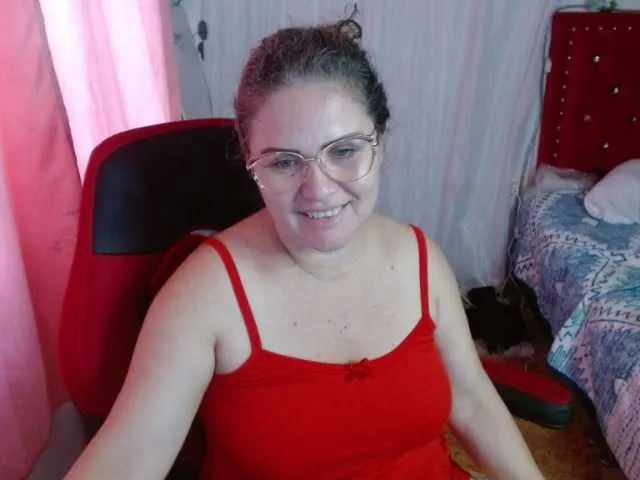 Live sex webcam photo for helenca1980 #291954501