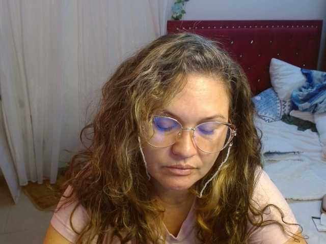 Live sex webcam photo for helenca1980 #292220357