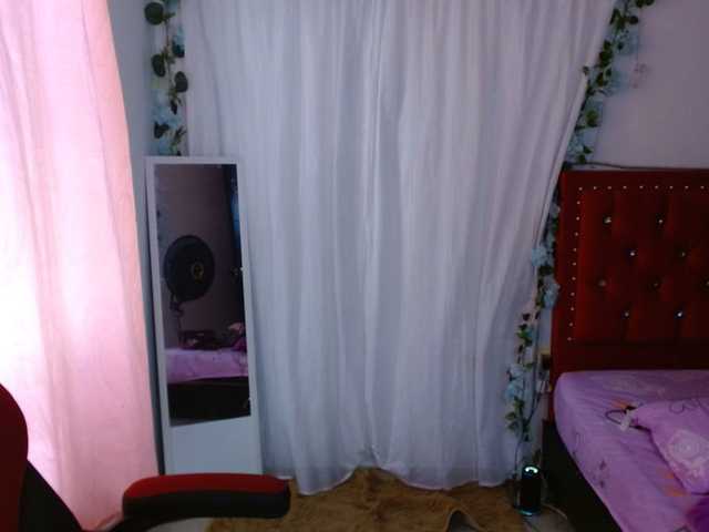 Live sex webcam photo for helenca1980 #292322752