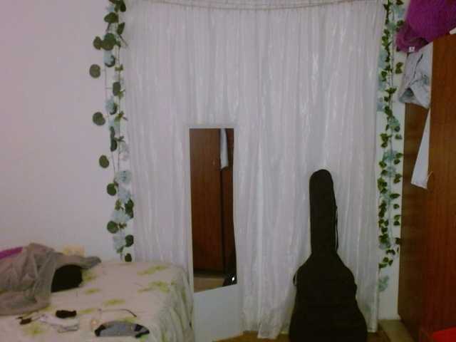 Live sex webcam photo for helenca1980 #292415498