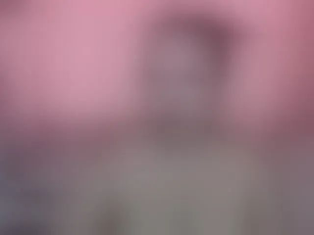 Live sex webcam photo for helenca1980 #293582181
