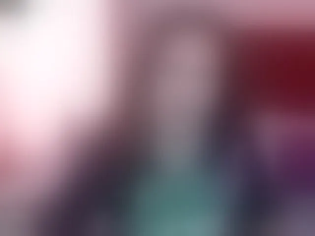 Live sex webcam photo for helenca1980 #293602141