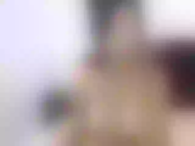 Live sex webcam photo for helenferrer #272909869