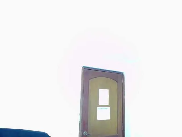 Live sex webcam photo for helenferrer #272992992
