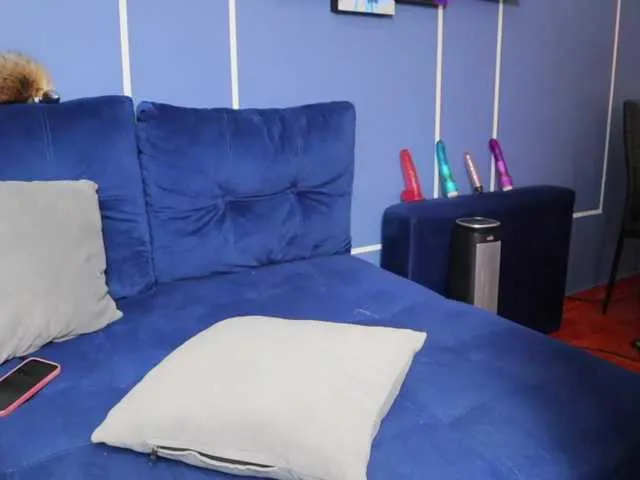 Live sex webcam photo for helgaht03 #275586728