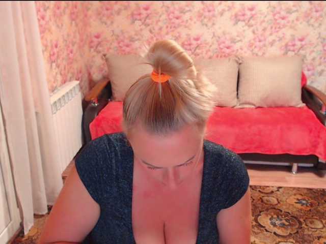 Live sex webcam photo for hellangelxx #275761512