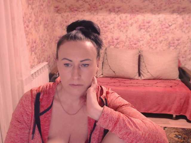 Live sex webcam photo for hellangelxx #277165437