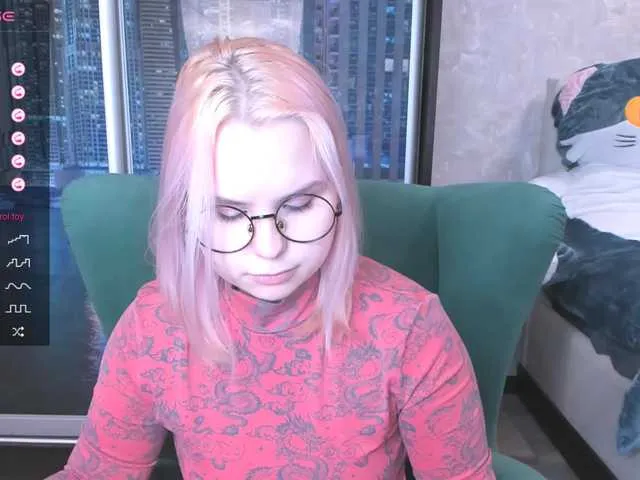 Live sex webcam photo for hellfire-club #290288317