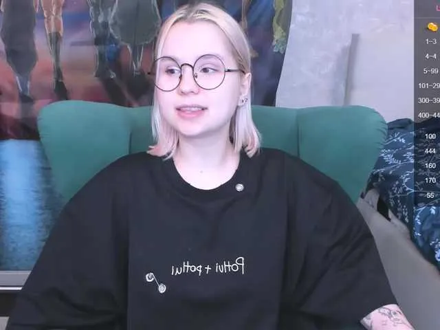 Live sex webcam photo for hellfire-club #290404734