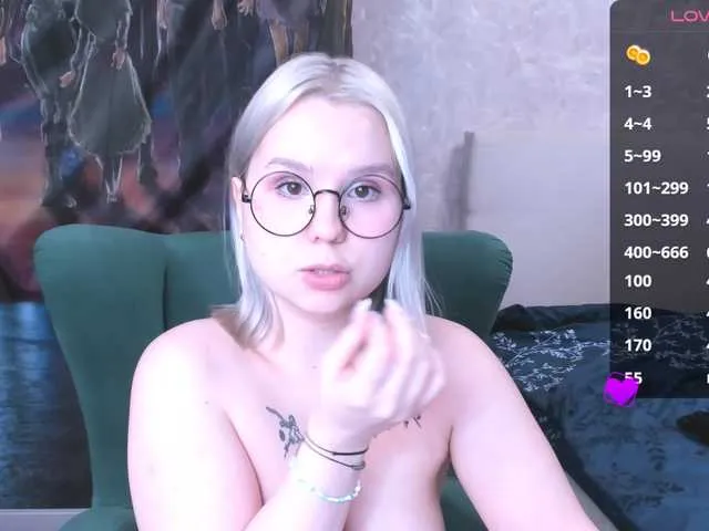 Live sex webcam photo for hellfire-club #290719502