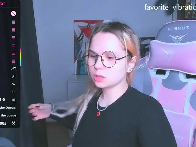 Live sex webcam photo for hellfire-club #292151013