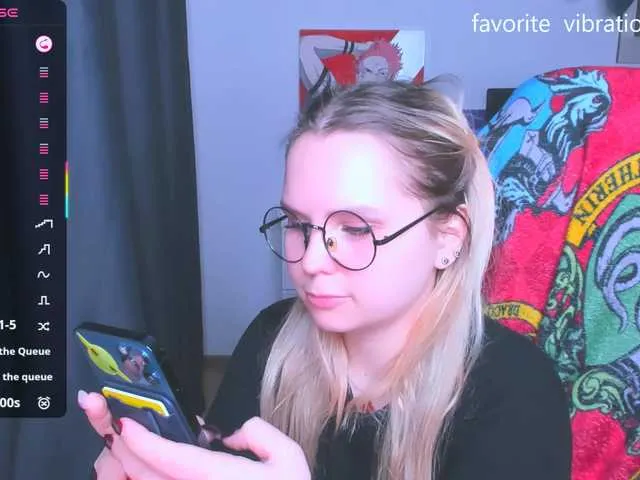 Live sex webcam photo for hellfire-club #292304753