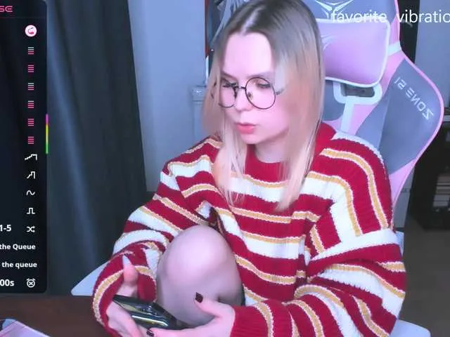 Live sex webcam photo for hellfire-club #292325807