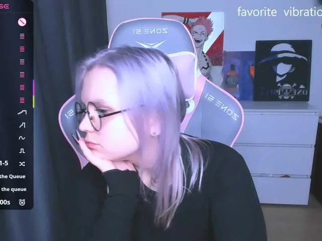 Live sex webcam photo for hellfire-club #292386044