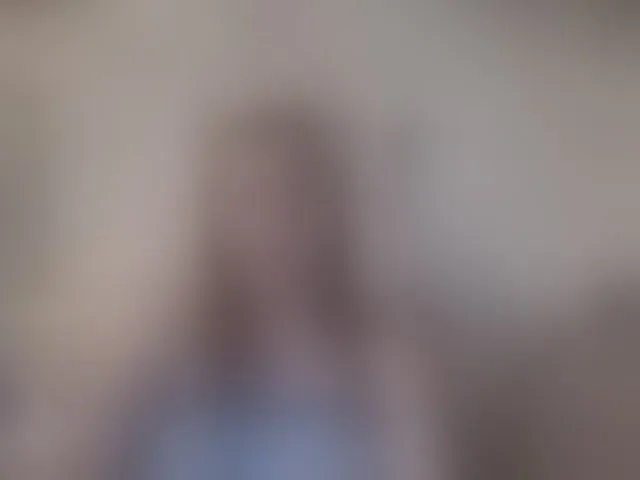 Live sex webcam photo for helloXpussy #294004096