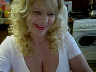 Live sex webcam photo for helpmee #231285898