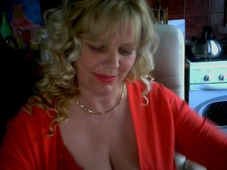 Live sex webcam photo for helpmee #231516518