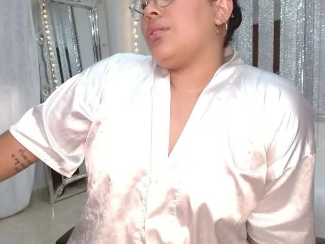 Live sex webcam photo for hema-jhonson #277164753