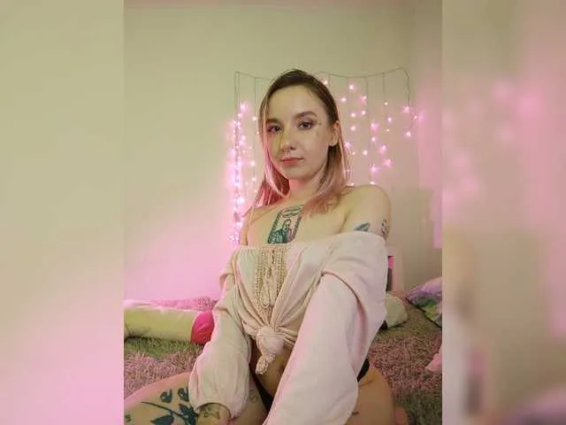 Live sex webcam photo for hey-ana #273324169