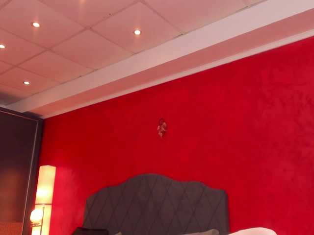 Live sex webcam photo for Heysiry #275661441