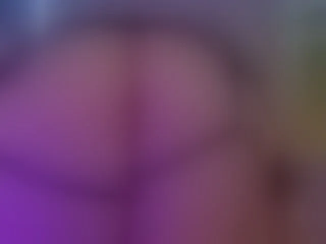 Live sex webcam photo for heymartina #293974745