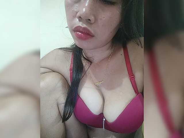 Live sex webcam photo for holly-hooter #271715267