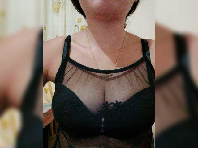 Live sex webcam photo for holly-hooter #271944163