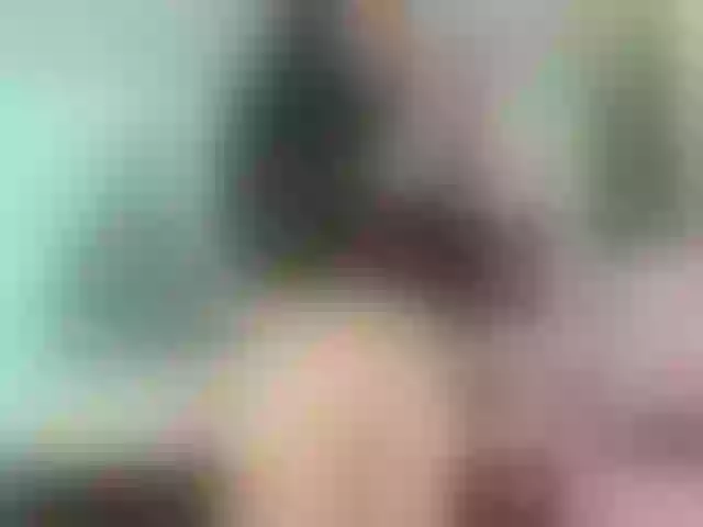 Live sex webcam photo for holly-rose69 #271854792
