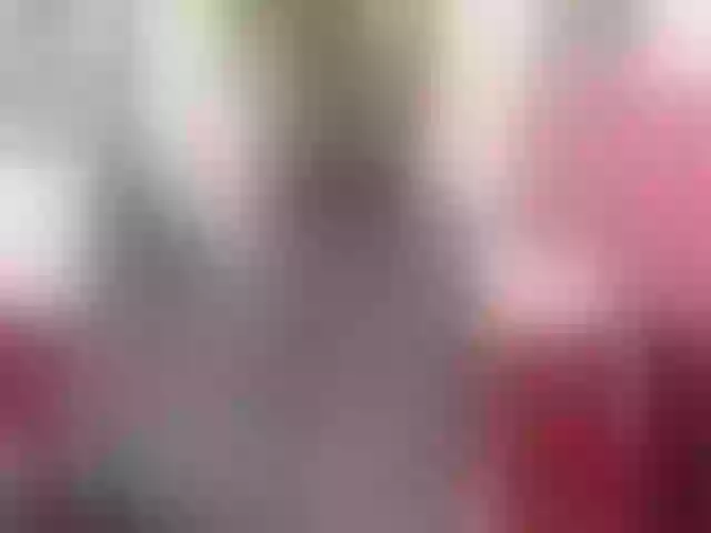Live sex webcam photo for holly-rose69 #271899113