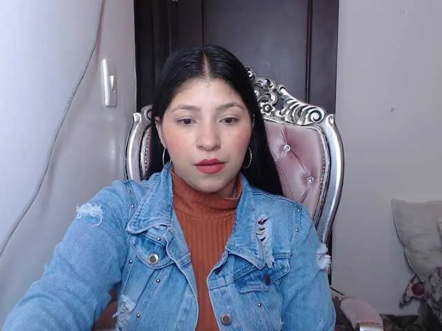 Live sex webcam photo for holly20a #287995019