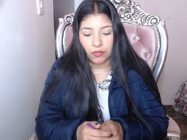 Live sex webcam photo for holly20a #287995041