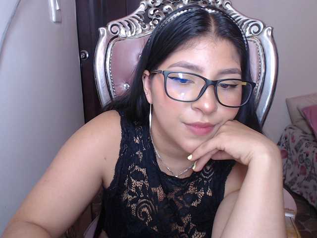 Live sex webcam photo for holly20a #287995099