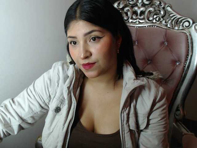 Live sex webcam photo for holly20a #287995179