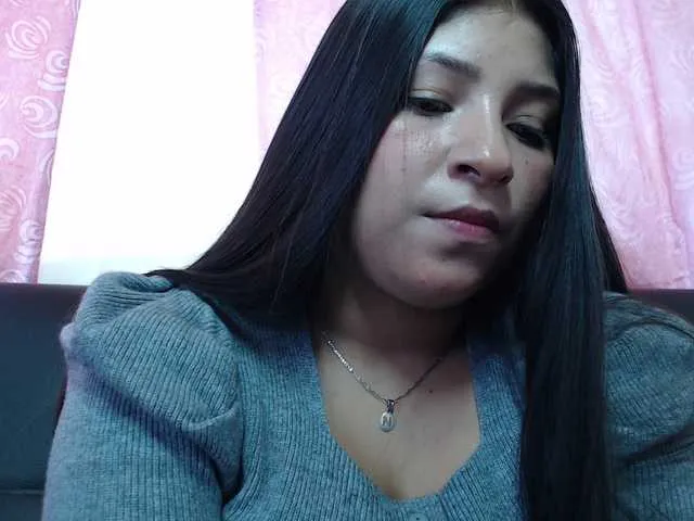 Live sex webcam photo for holly20a #287995180