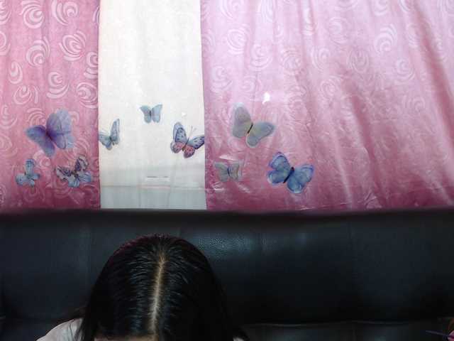 Live sex webcam photo for holly20a #287995196