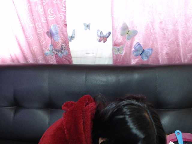 Live sex webcam photo for holly20a #287995212