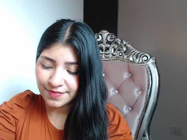 Live sex webcam photo for holly20a #287995254