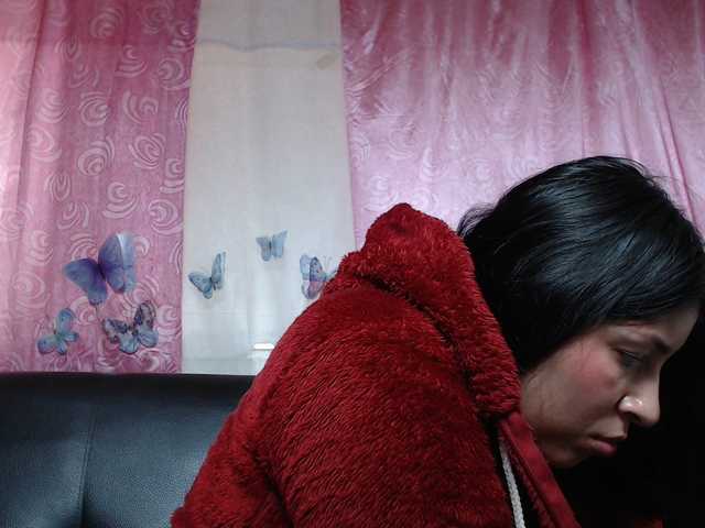 Live sex webcam photo for holly20a #287995272