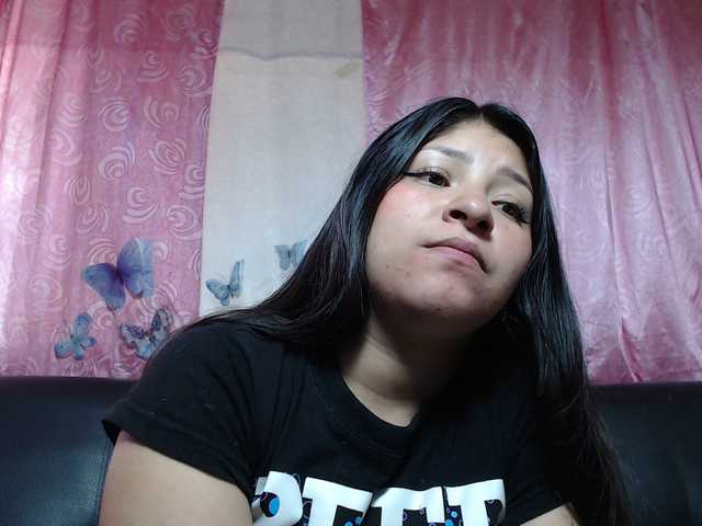 Live sex webcam photo for holly20a #287995281