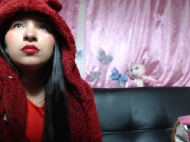 Live sex webcam photo for holly20a #287995298