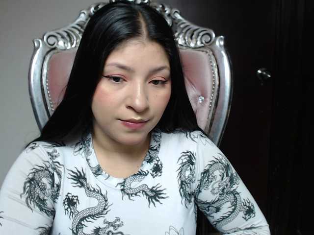 Live sex webcam photo for holly20a #287995373