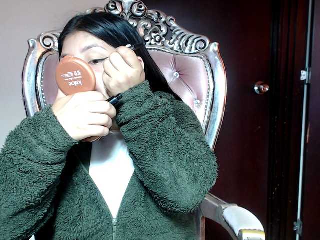 Live sex webcam photo for holly20a #288587392