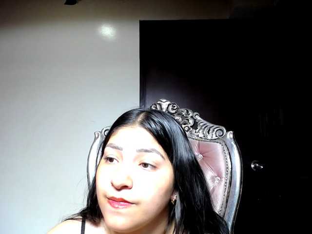 Live sex webcam photo for holly20a #290367668