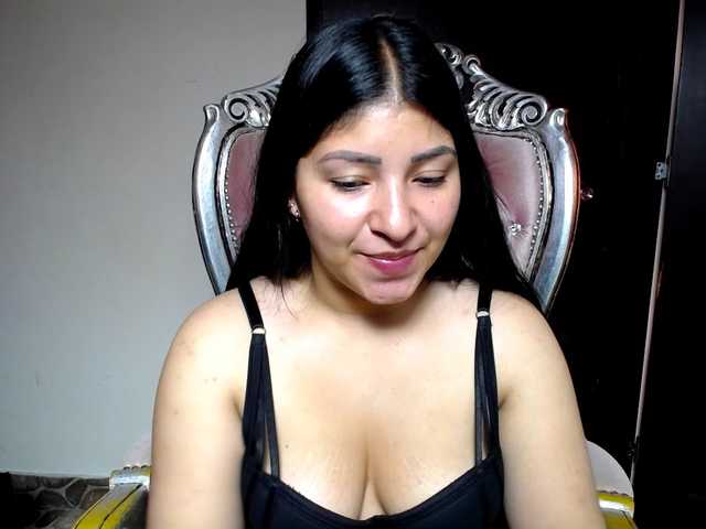 Live sex webcam photo for holly20a #290465702