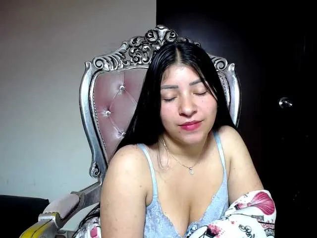 Live sex webcam photo for holly20a #291043251