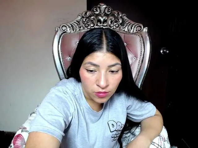 Live sex webcam photo for holly20a #291372400