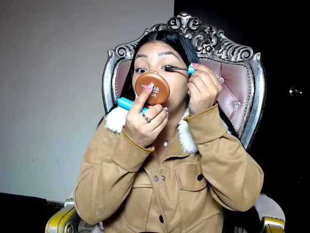 Live sex webcam photo for holly20a #291634228