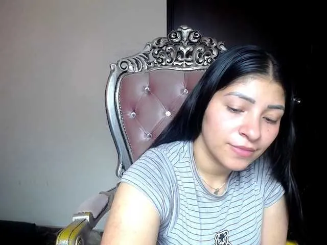 Live sex webcam photo for holly20a #291649909