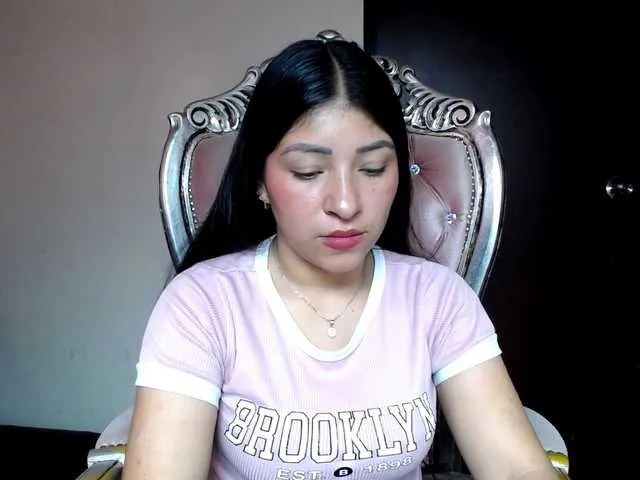 Live sex webcam photo for holly20a #291664040